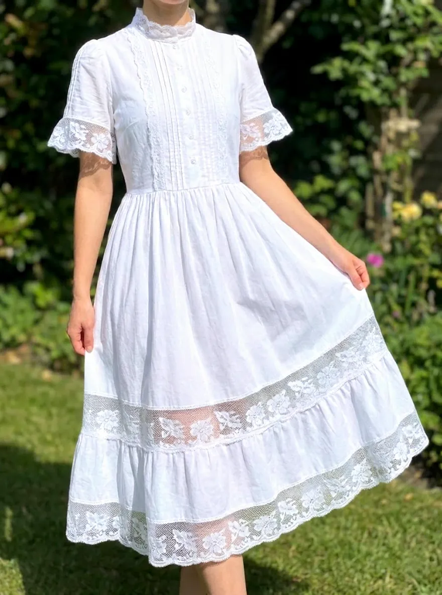 Dress panel & hem