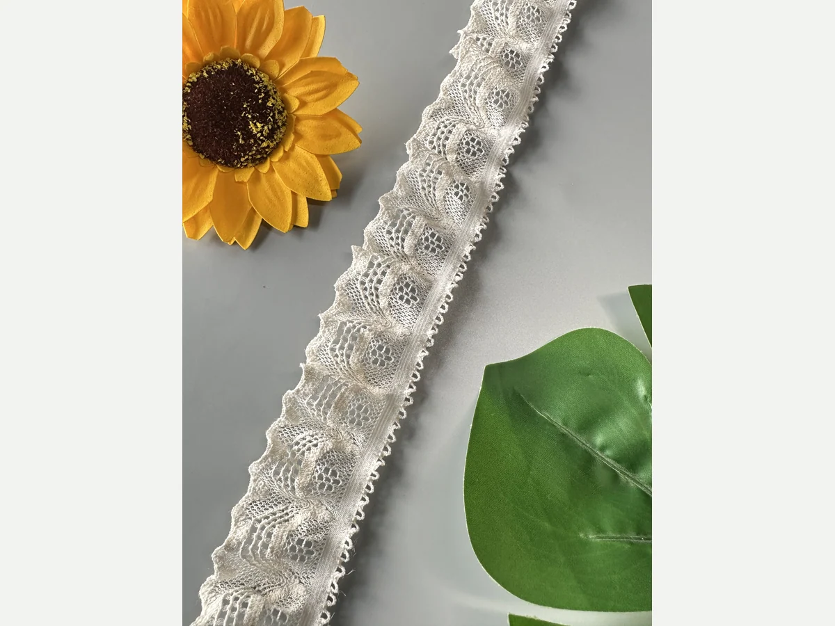 Scalloped Lace